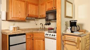 Fridge, microwave