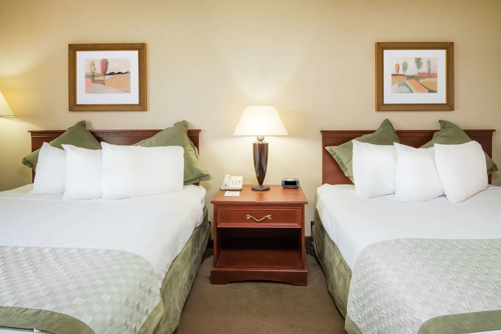 Wichita West Inn and Suites