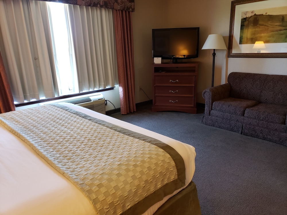 Wichita West Inn and Suites