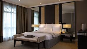 Premium bedding, minibar, in-room safe, desk