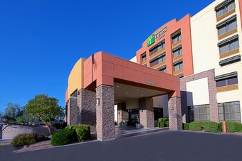 Holiday Inn Express & Suites Tempe