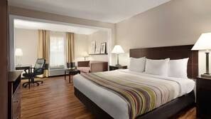 Desk, iron/ironing board, free WiFi, wheelchair access