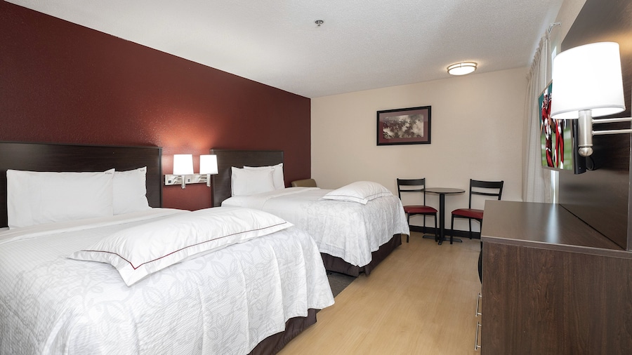 Red Roof Inn PLUS+ Phoenix West