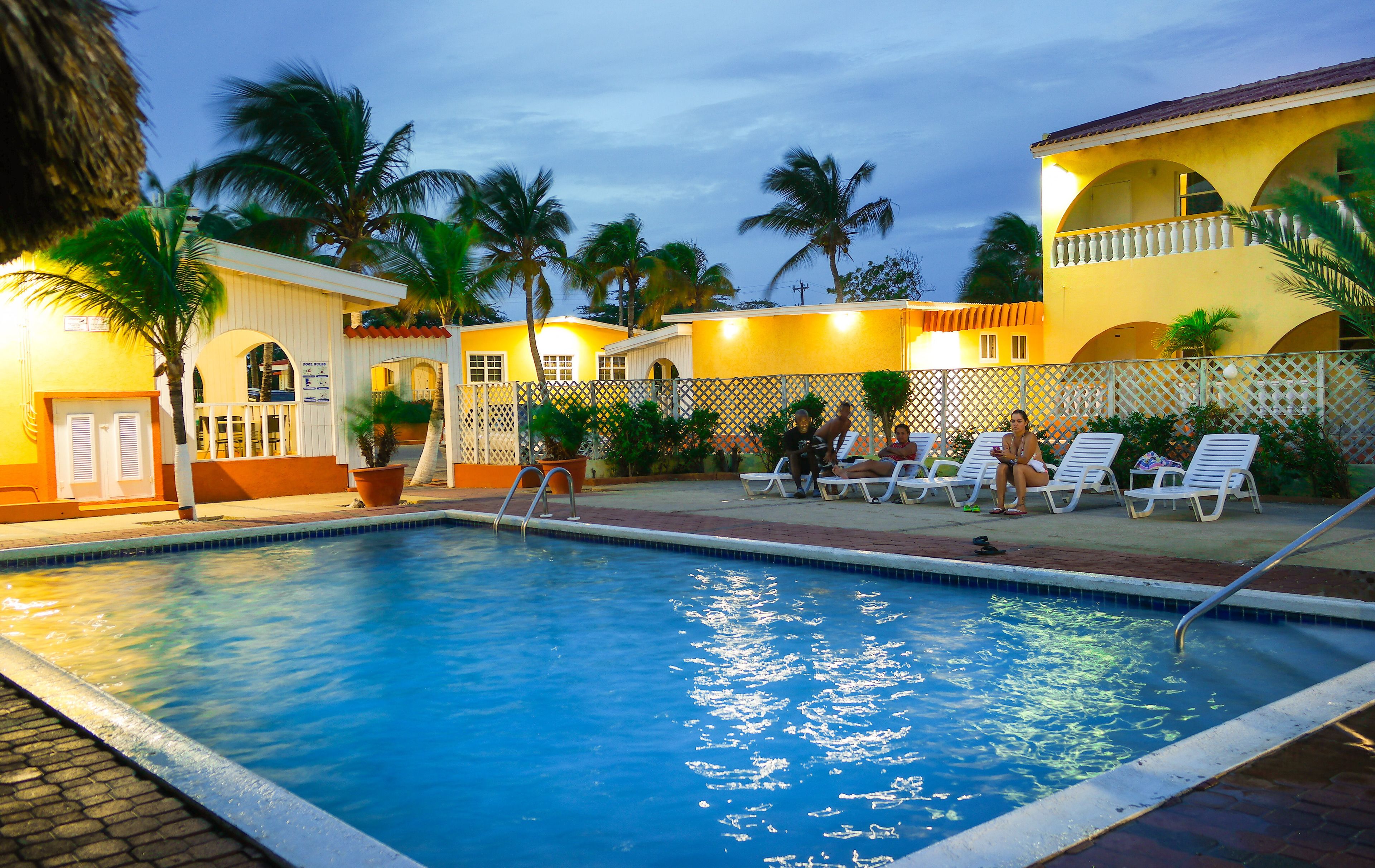 Coconut Inn in Aruba, Aruba