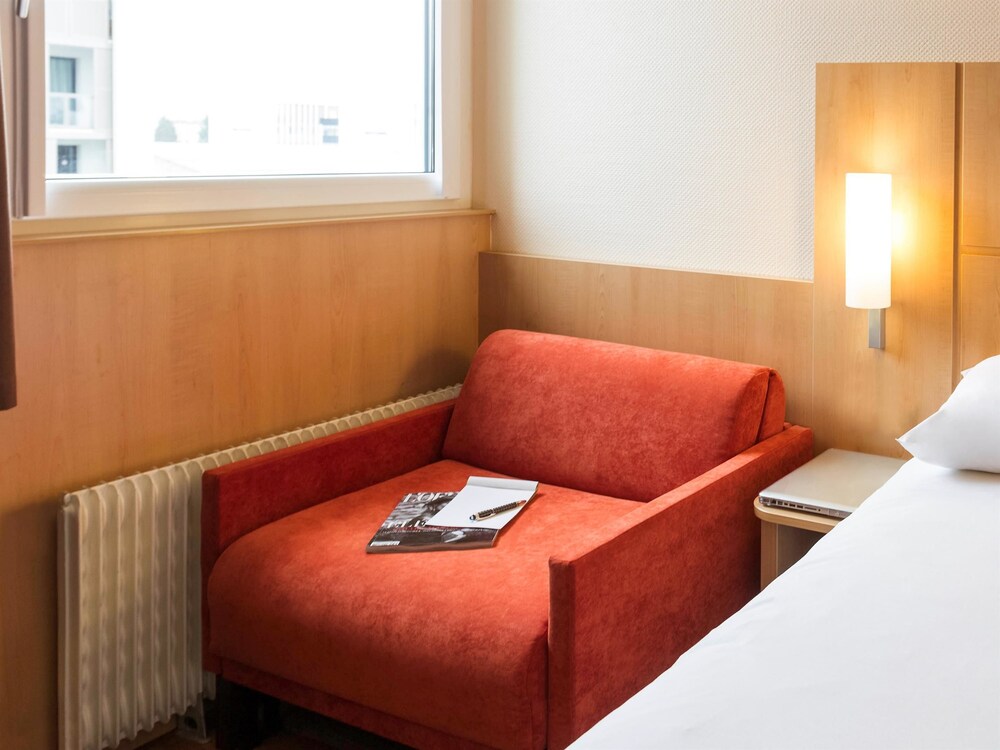 Hotel Ibis Rue Marcel Merieux Lyon Hotel Ibis Rue Marcel Merieux Lyon