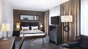 In-room safe, blackout drapes, soundproofing, free WiFi