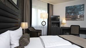 In-room safe, blackout drapes, soundproofing, free WiFi