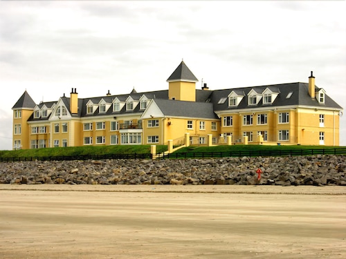 Sandhouse Hotel in Donegal, Ireland