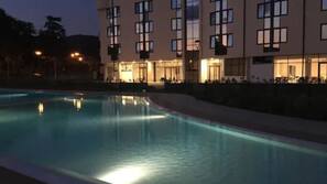 Piscina all'aperto