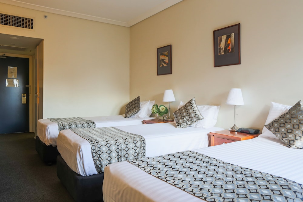 Capitol Square Hotel Sydney