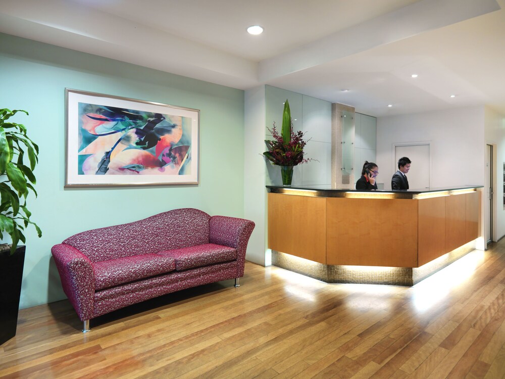Melbourne Hotel CBD