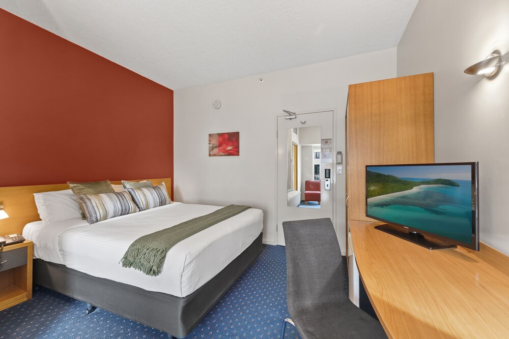 Melbourne Hotel CBD