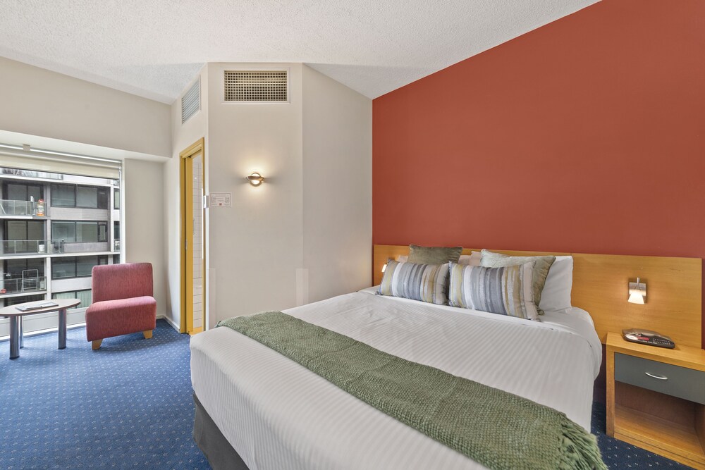 Melbourne Hotel CBD