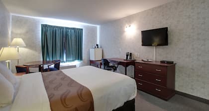 Ramada by Wyndham Nisku Edmonton Airport