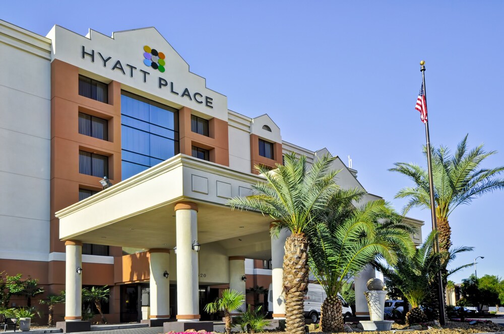 Travelocity vegas hotels Save big on a wide range of Las Vegas hotels! Las Vegas is known for its entertainment choices, live music scene, and architecture. Stay in hotels and other accommodations near Ethel M Chocolates Factory, Clark County Museum, and Boulder City Hoover .
