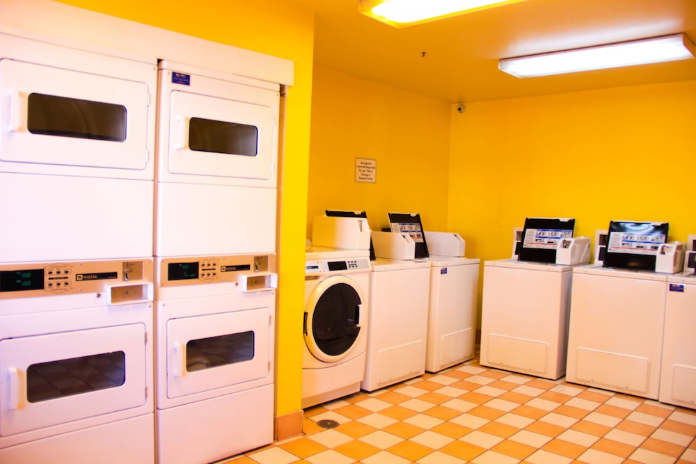 Laundry room, Suburban Extended Stay