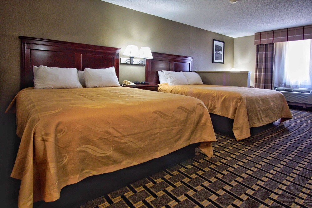 Quality Inn Moore - Oklahoma City