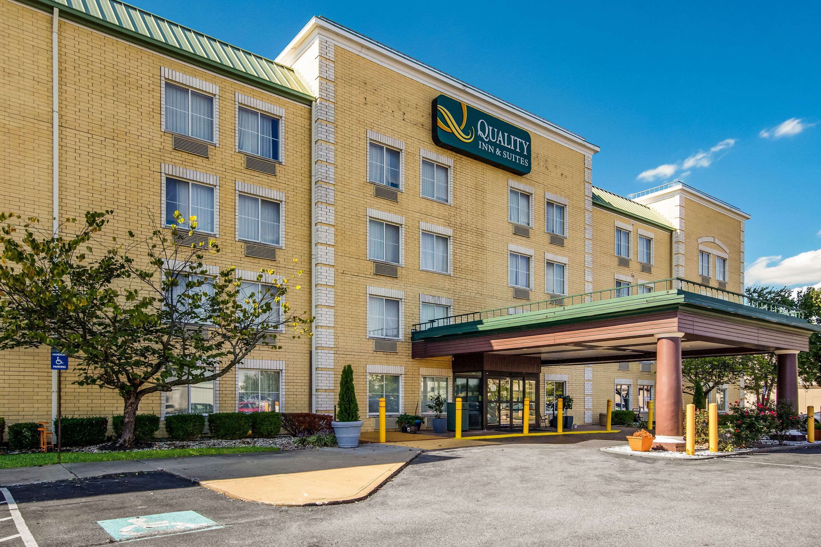 Quality Inn & Suites CVG Airport in Erlanger, United States