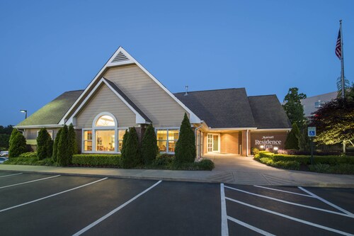 41 Pet-friendly Hotels In Little Rock Ar Find Dog-friendly Hotels Travelocity