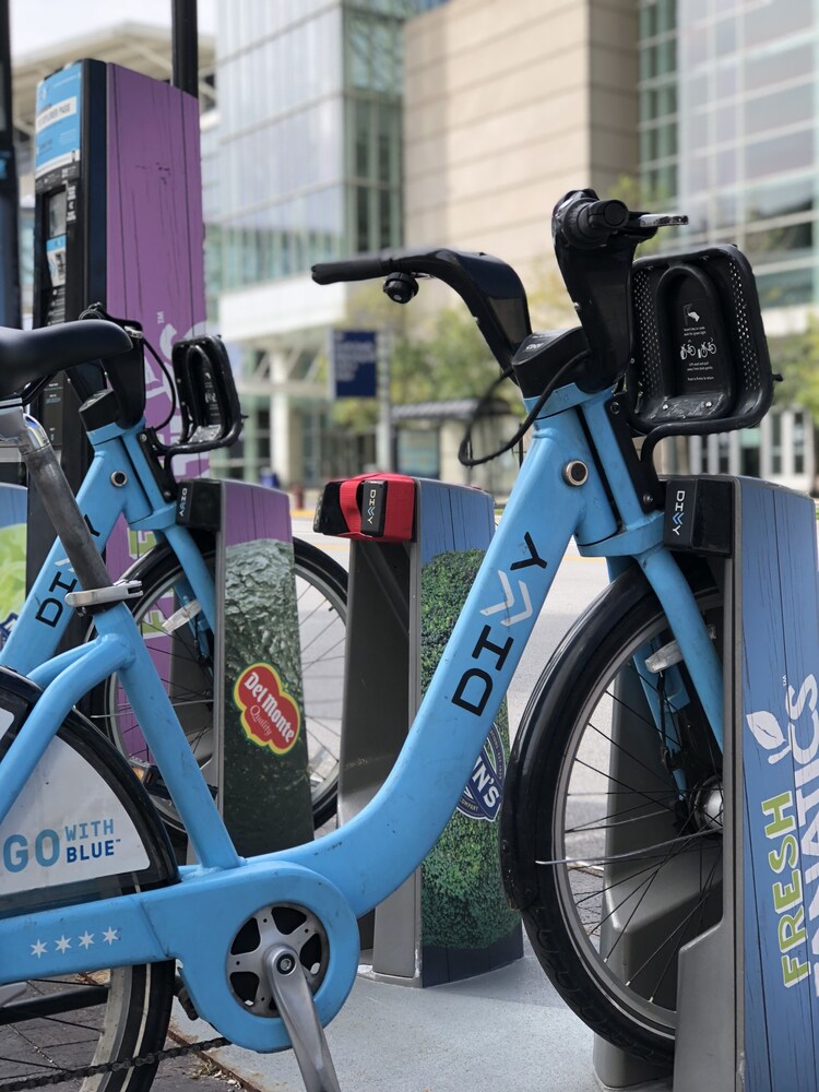 Bicycling, Hyatt Regency McCormick Place