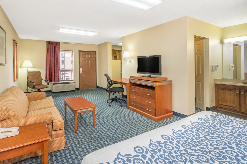 Days Inn by Wyndham Oak Grove/Ft. Campbell