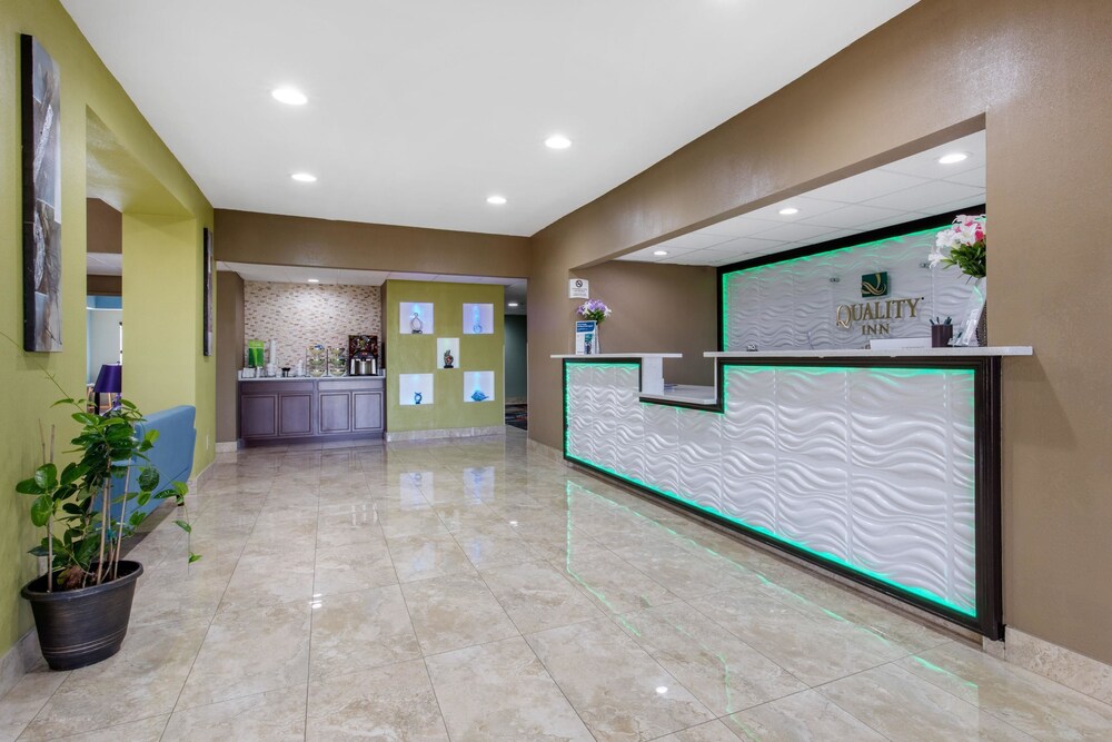 Quality Inn Cadiz Usa Aarp Travel Center