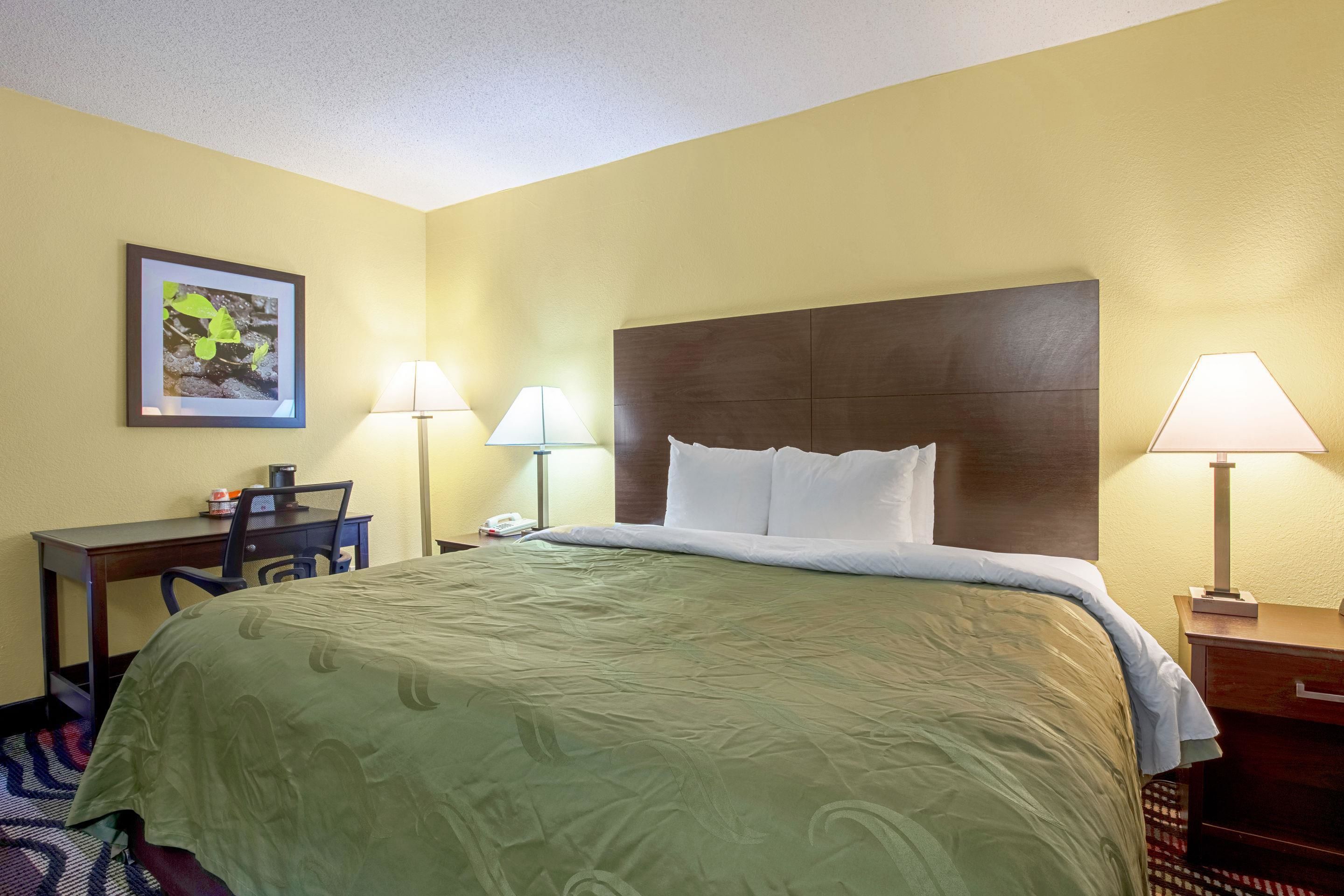 Quality Inn Holly Springs South In Holly Springs Ms Expedia