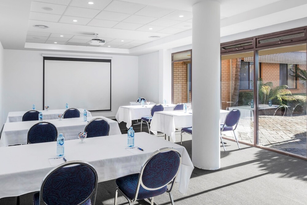 Meeting facility, Garden City Hotel, BW Signature Collection