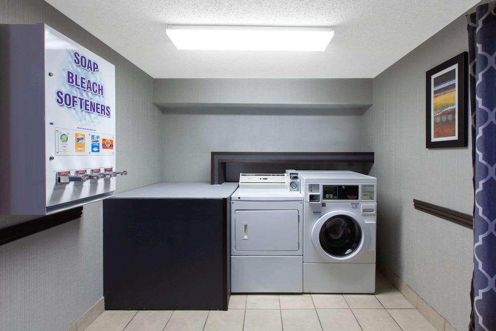 Laundry room, Wingate by Wyndham Oklahoma City/Airport