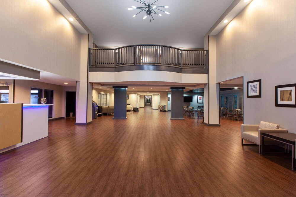 Lobby, Wingate by Wyndham Oklahoma City/Airport