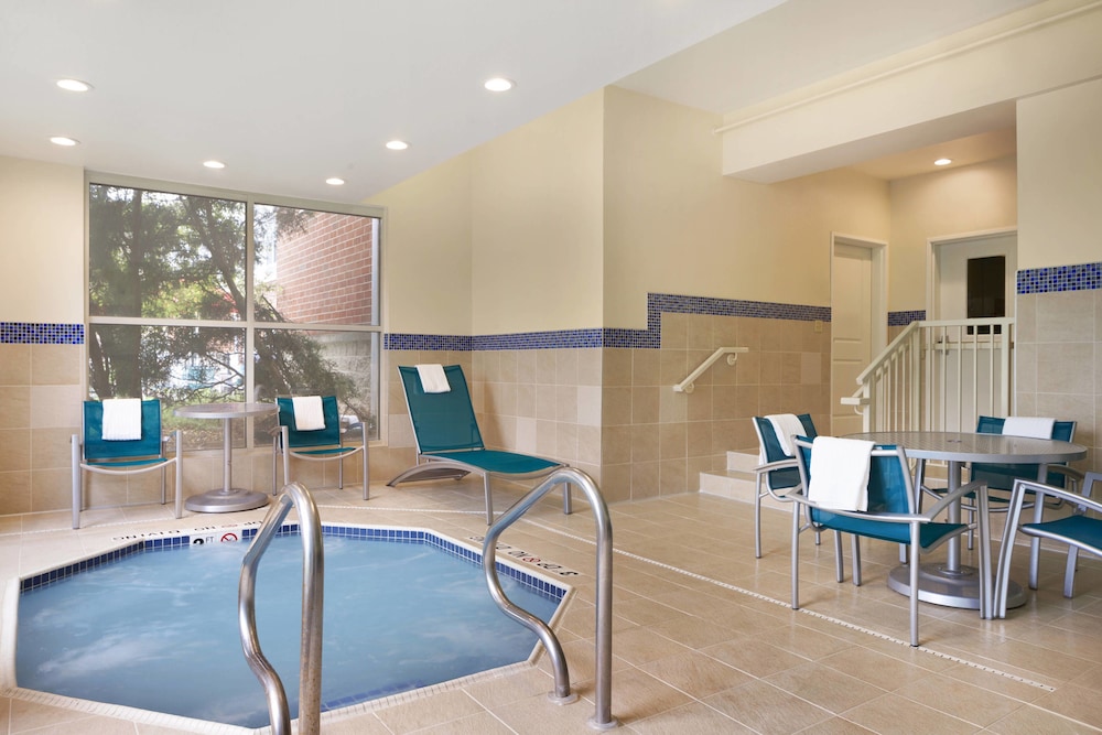 TownePlace Suites Chicago Naperville