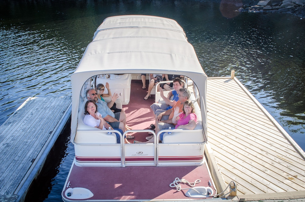 Lodge Resort and Conference Centre AU231 Deals & Reviews