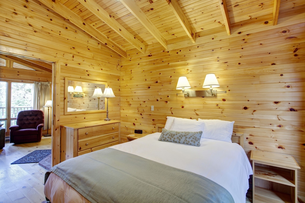 Lodge Resort and Conference Centre AU231 Deals & Reviews