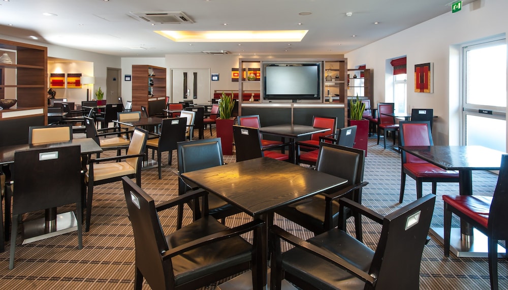 Holiday Inn Express Bristol - Filton, an IHG Hotel