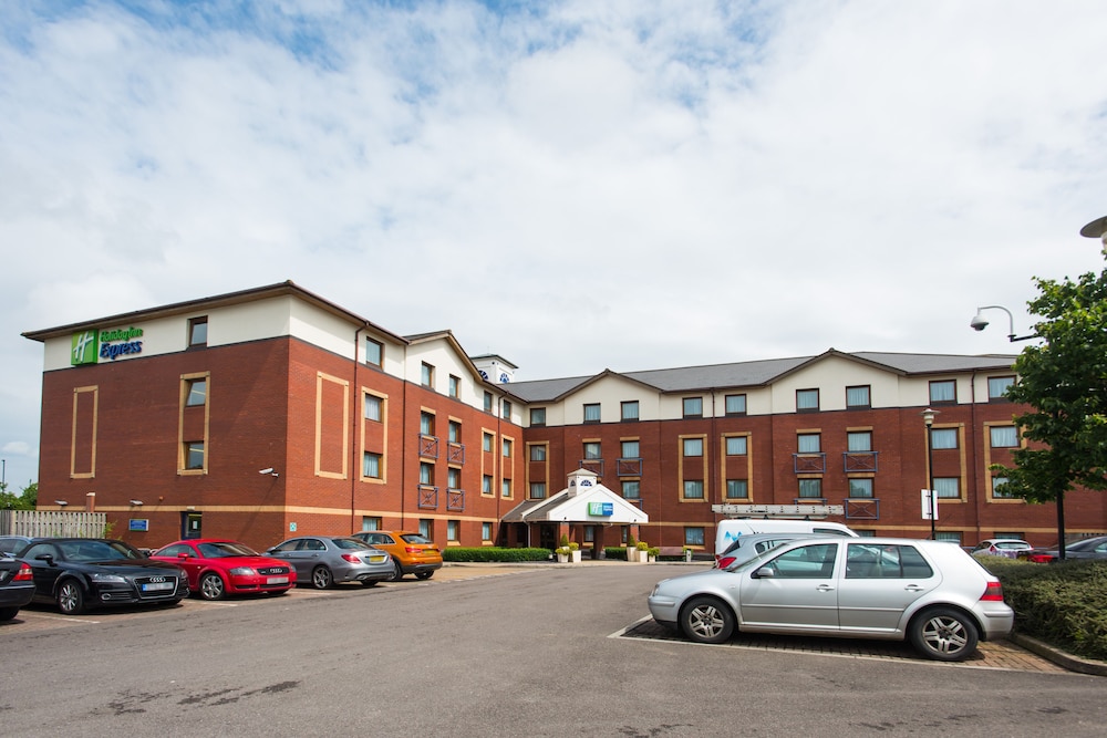 Holiday Inn Express Bristol - Filton, an IHG Hotel