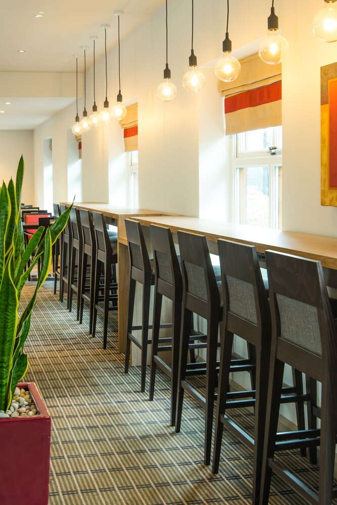 Holiday Inn Express Bristol - Filton, an IHG Hotel