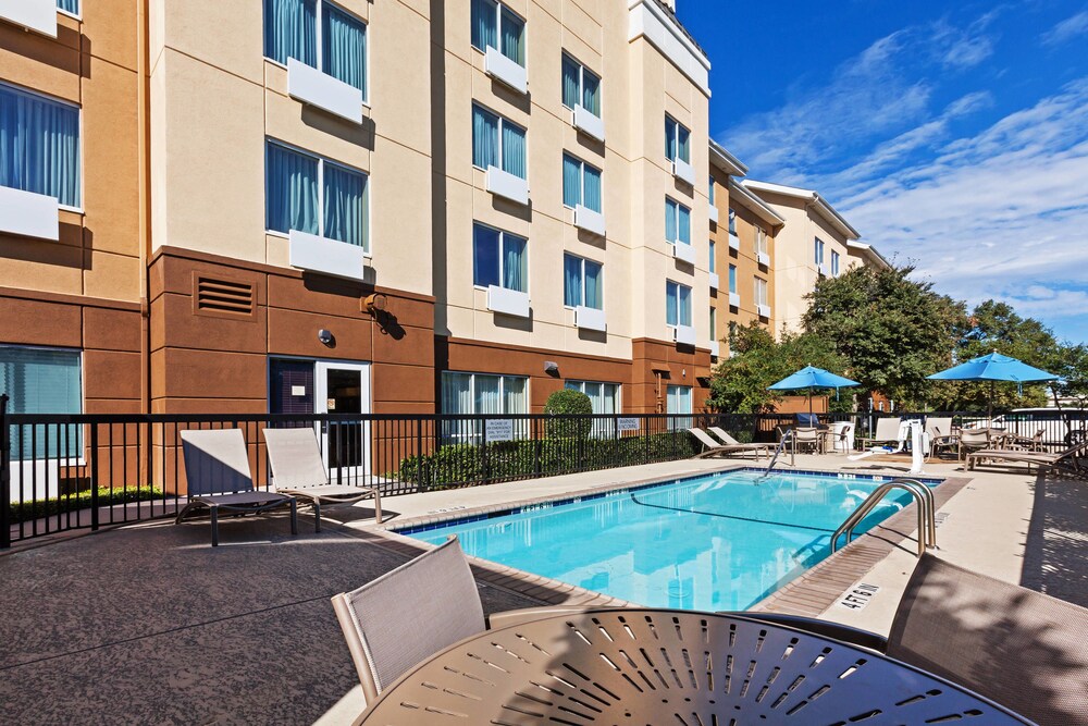 Fairfield Inn and Suites by Marriott Austin Northwest/Domain