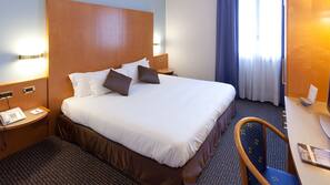 In-room safe, desk, laptop workspace, free WiFi