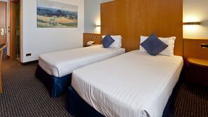 In-room safe, desk, laptop workspace, free WiFi