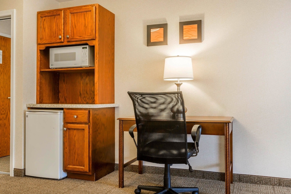 Room, Comfort Inn & Suites