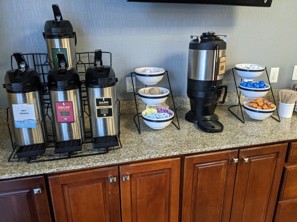 Coffee service, Comfort Inn & Suites