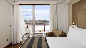 Minibar, in-room safe, desk, blackout drapes