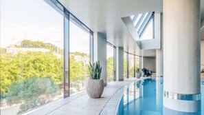 Piscine couverte