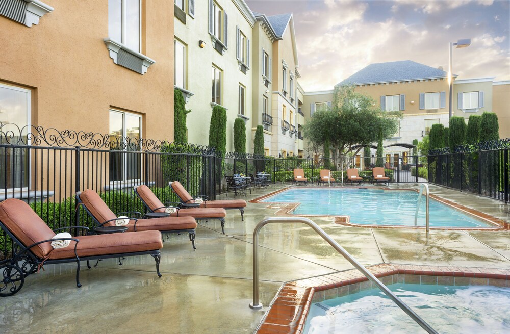 Ayres Hotel Seal Beach