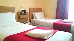 In-room safe, desk, iron/ironing board, free WiFi