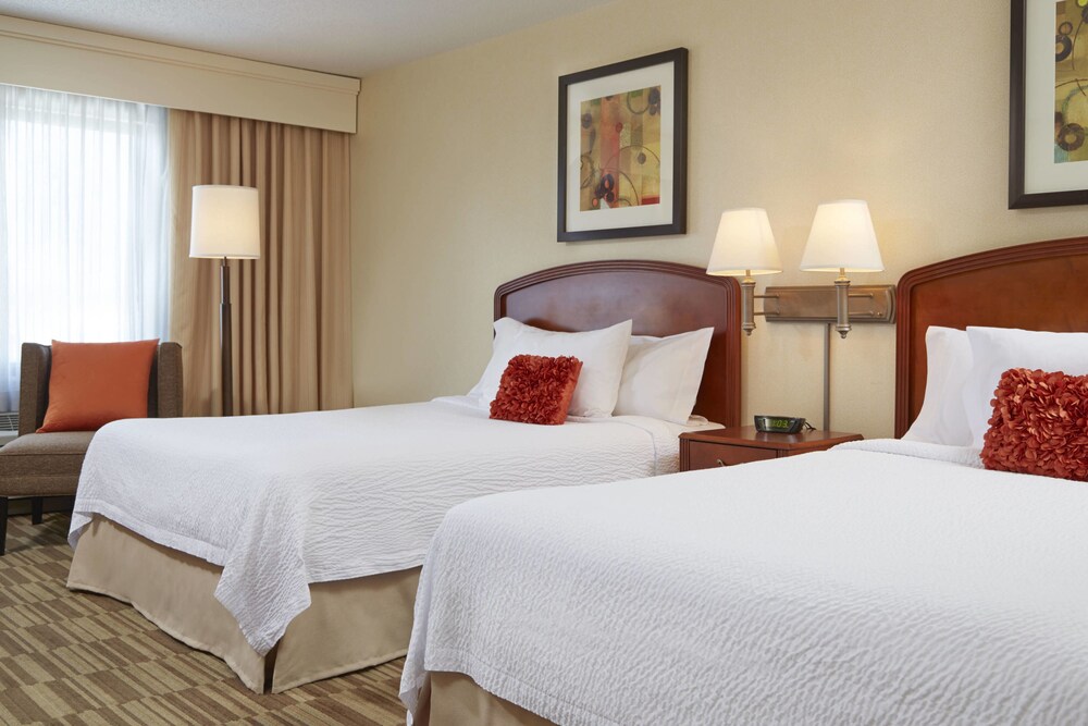 Courtyard by Marriott Woburn/Boston North