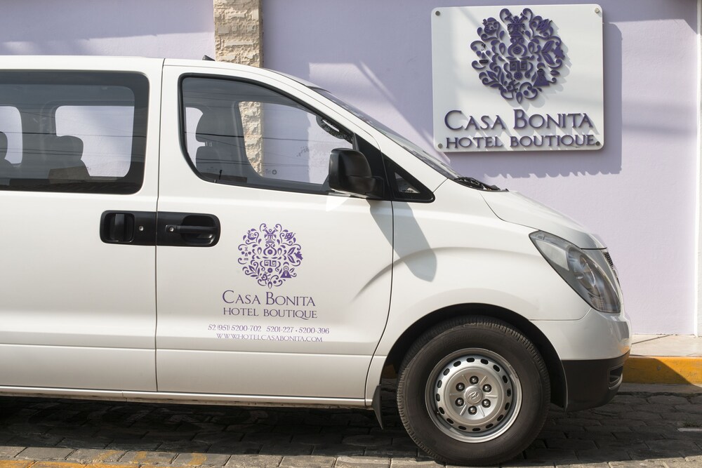 Casa Bonita Hotel & Luxury Residence