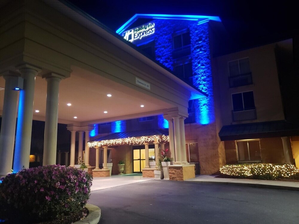 Holiday Inn Express Bluffton at Hilton Head Area, an IHG Hotel