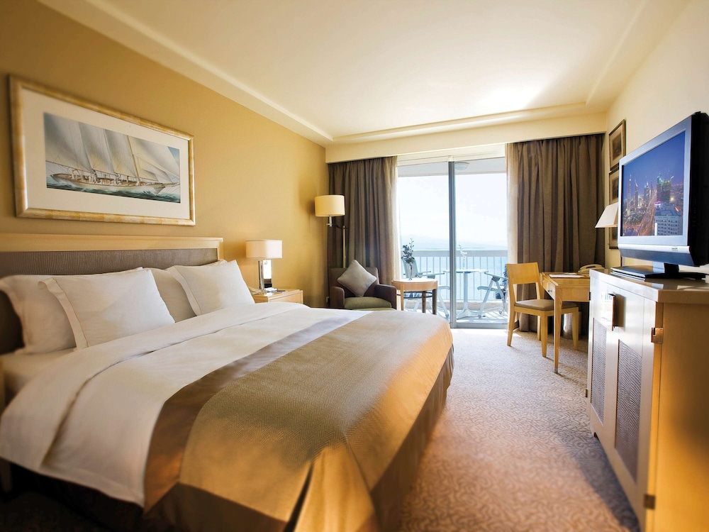 Movenpick Hotel Beirut In Beirut Hotel Rates Reviews On Orbitz