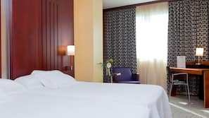 Minibar, in-room safe, desk, soundproofing